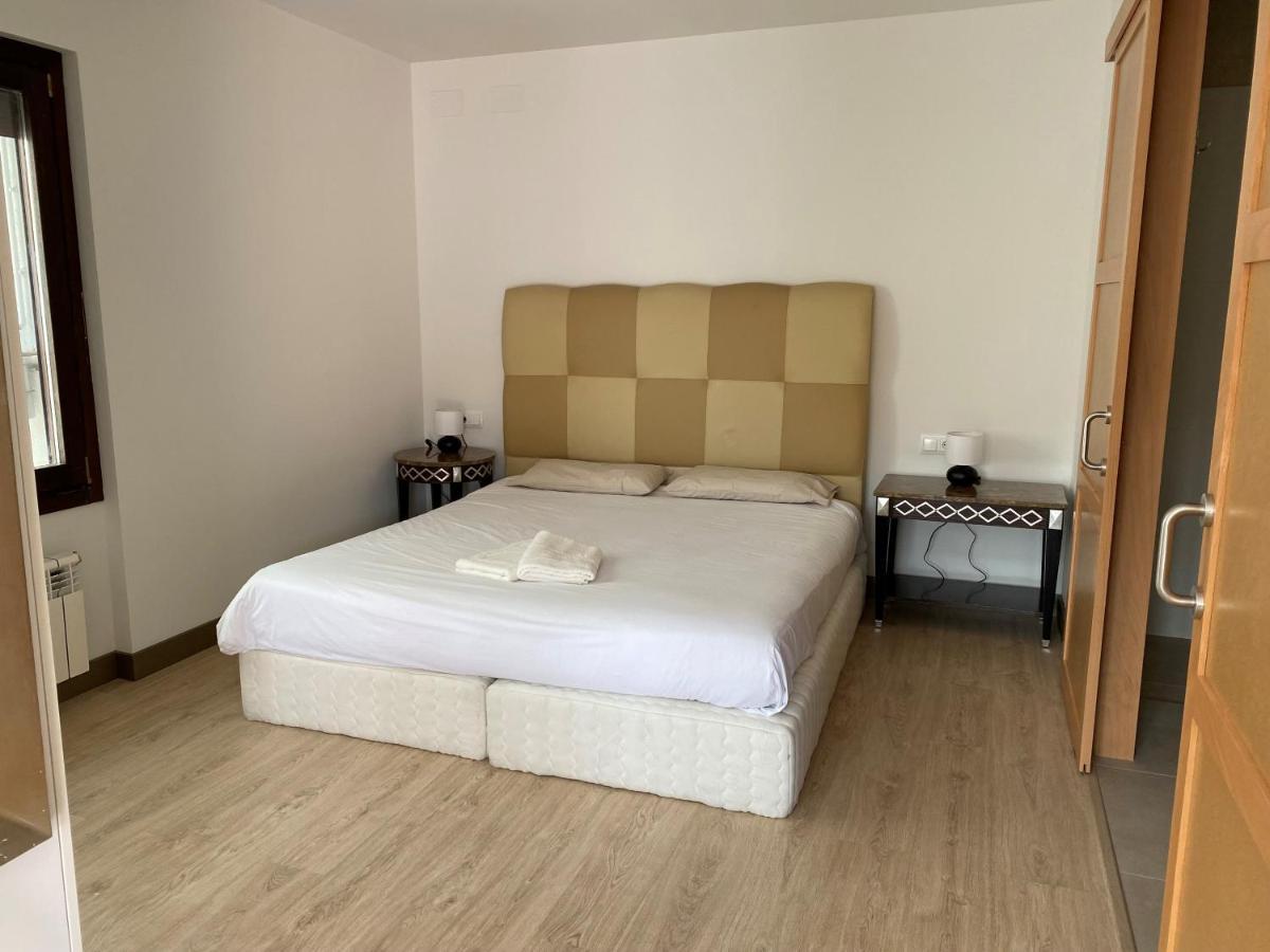 Apartamento Acogedor Sant Joan de les Abadesses Kültér fotó